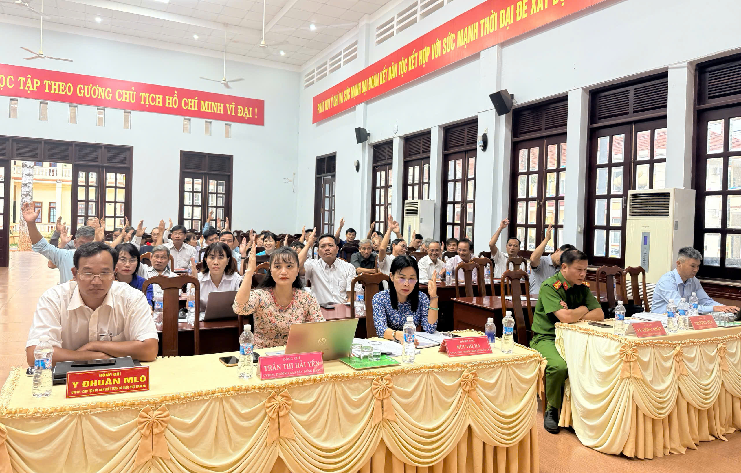 Kỳ họp chuyên đề lần thứ Hai HĐND xã Quảng Phú khóa I (nhiệm kỳ 2021 – 2026)